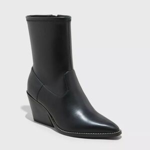 Universal Thread Black Heeled Boots